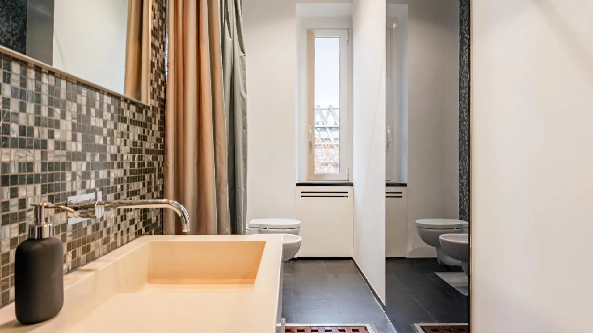 Apartment Exclusive Led House Corso Como Milan